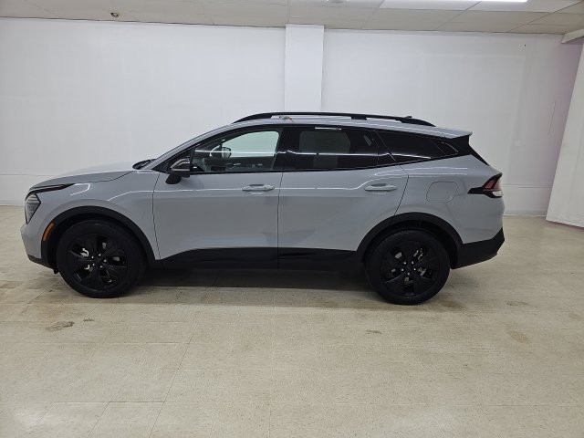 Used 2025 Kia Sportage X-Line AWD/4WD image 17