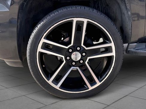 Used 2012 GMC Yukon SLE w/ Convenience Package image 10