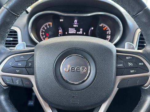 Used 2015 Jeep Grand Cherokee Laredo w/ Quick Order Package 23E AWD/4WD image 24