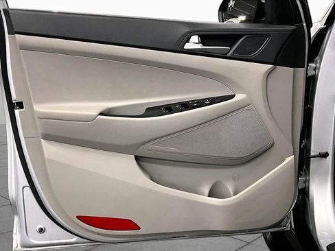 Used 2019 Hyundai Tucson SE FWD image 21
