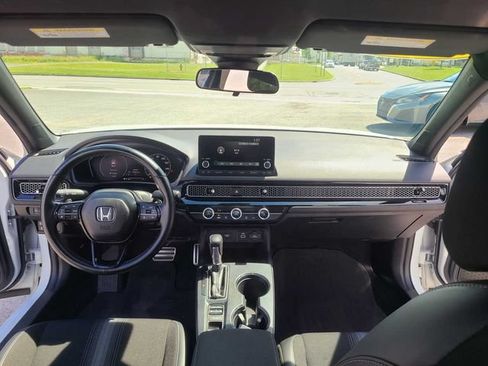 Used 2022 Honda Civic Sport image 11