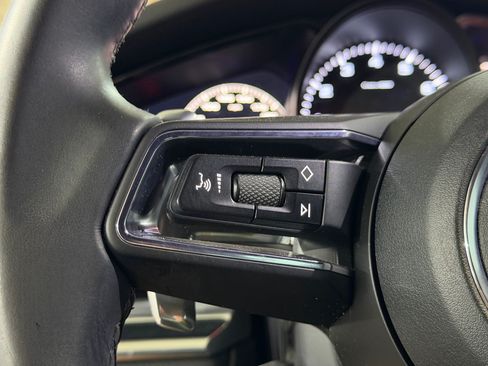 Used 2021 Porsche Panamera image 12