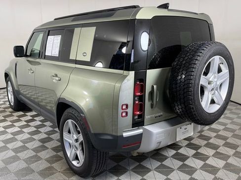 Used 2020 Land Rover Defender 110 SE AWD/4WD image 4