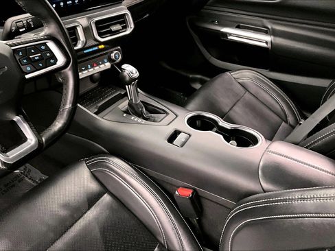 Used 2024 Ford Mustang Premium RWD image 17