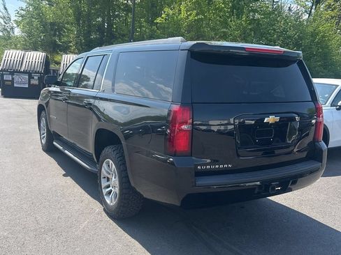 Used 2020 Chevrolet Suburban LT AWD/4WD image 2