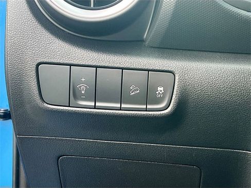 Used 2022 Hyundai Kona SEL w/ Cargo Package image 10