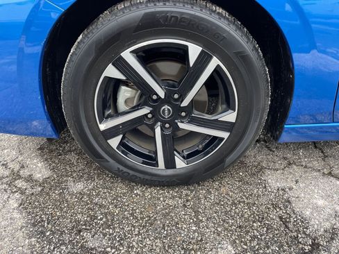 Used 2025 Nissan Sentra SV image 28