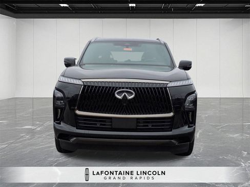Used 2025 INFINITI QX80 Autograph image 8