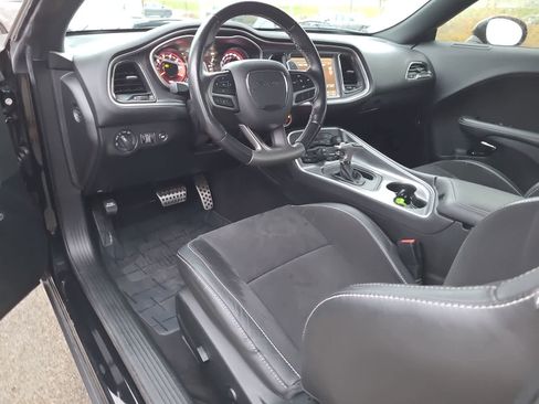 Used 2019 Dodge Challenger SRT Hellcat image 10