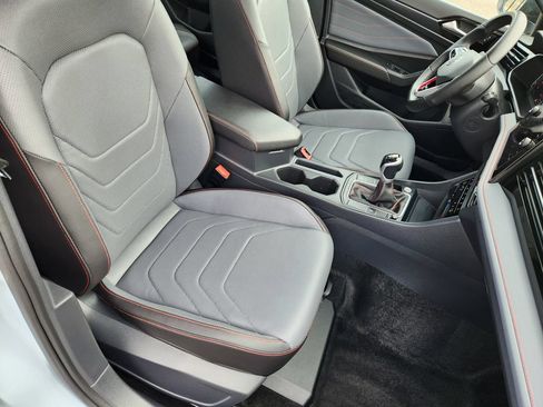 Certified 2025 Volkswagen Jetta GLI Autobahn w/ GLI Black Package FWD image 11