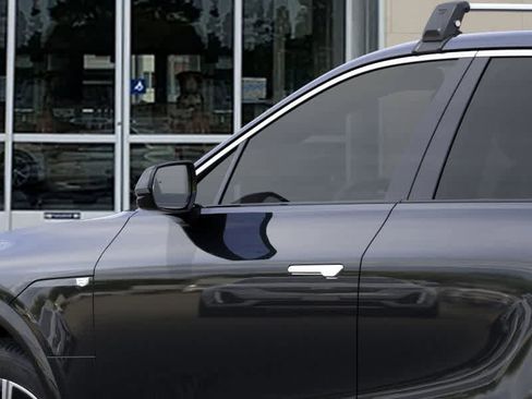 New 2025 Cadillac Lyriq Luxury image 12