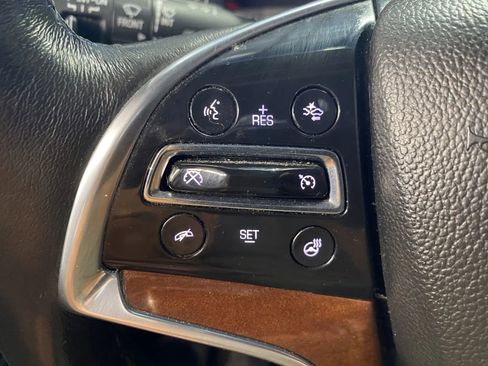 Used 2019 Cadillac Escalade Premium Luxury image 19