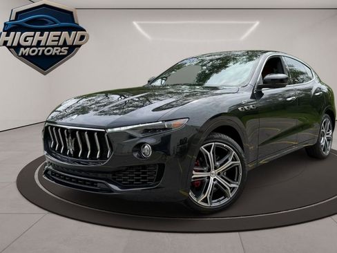 Used 2023 Maserati Levante GT AWD/4WD image 2