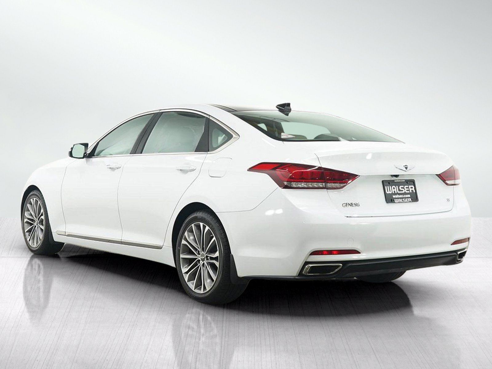 Used 2016 Hyundai Genesis 3.8 w/ Option Group 02 RWD image 3