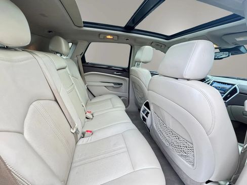 Used 2016 Cadillac SRX Luxury w/ Driver Awareness Package FWD image 12