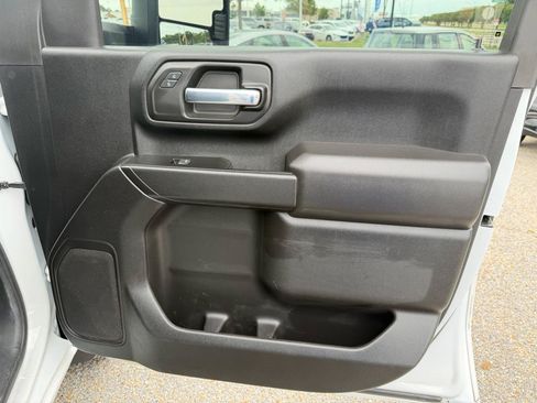 Used 2022 Chevrolet Silverado 2500 W/T w/ WT Fleet Convenience Package AWD/4WD image 40
