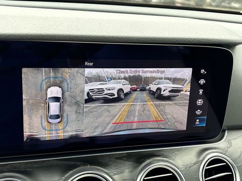 Used 2021 Mercedes-Benz E 450 4MATIC Sedan image 17