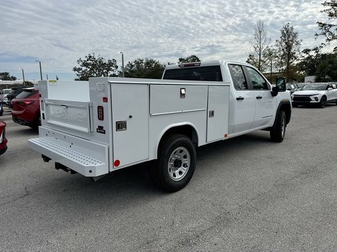 New 2025 GMC Sierra 3500 Pro w/ Convenience Package image 4