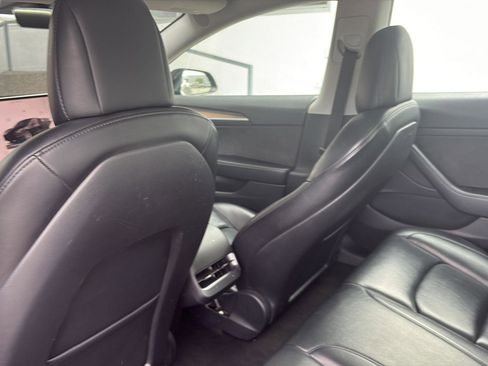 Used 2022 Tesla Model 3 RWD image 8