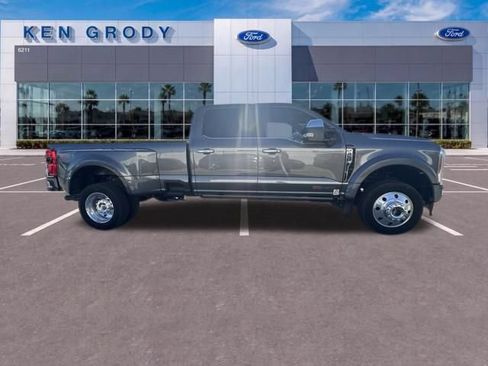 Used 2023 Ford F450 Platinum w/ FX4 Off-Road Package AWD/4WD image 5