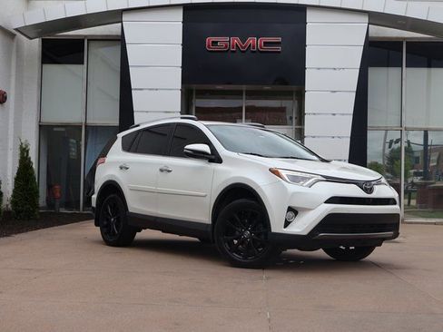 Used 2018 Toyota RAV4 Limited w/ Advanced Technology Package AWD/4WD image 1