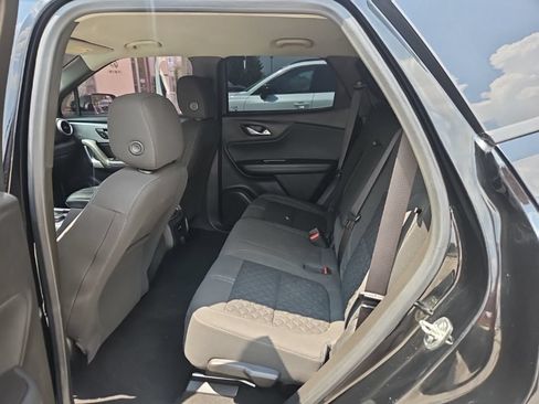 Used 2019 Chevrolet Blazer LT FWD image 17