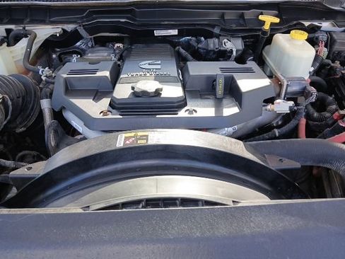 Used 2016 RAM 5500 Tradesman w/ Power Accessory Group AWD/4WD image 34