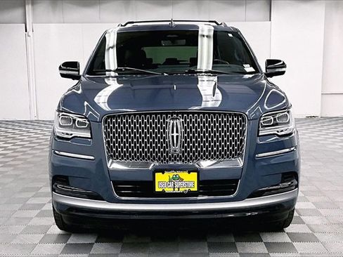 Used 2023 Lincoln Navigator L Reserve image 3