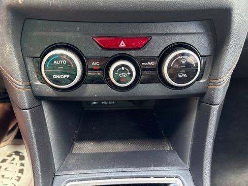 Used 2023 Subaru Crosstrek 2.5i Limited w/ Moonroof Package AWD/4WD image 18