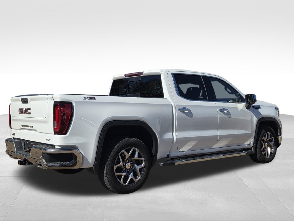 Used 2022 GMC Sierra 1500 SLT w/ SLT Premium Plus Package AWD/4WD image 5