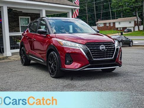 Used 2022 Nissan Kicks SR w/ Premium Package FWD image 10