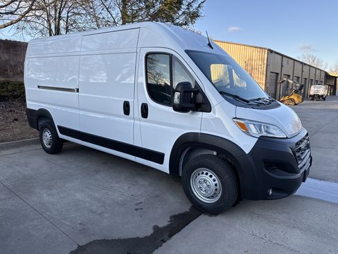 New 2026 RAM ProMaster 2500 w/ Premium Convenience Group image 8