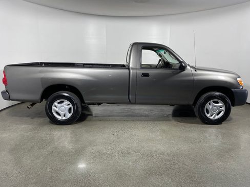 Used 2006 Toyota Tundra 2WD Regular Cab image 2