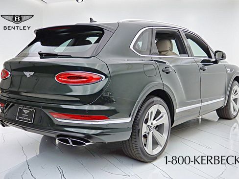 Certified 2023 Bentley Bentayga AWD/4WD image 10