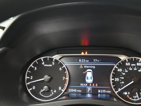Used 2025 Nissan Altima 2.5 SV FWD image 19