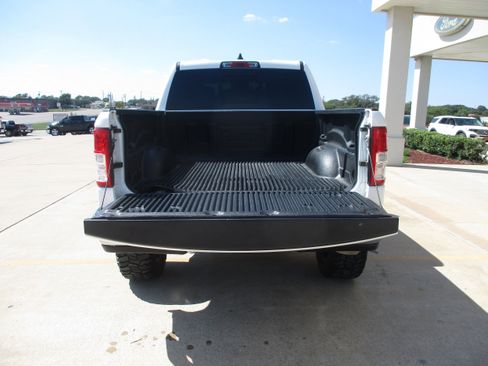 Used 2019 RAM 1500 Big Horn image 11