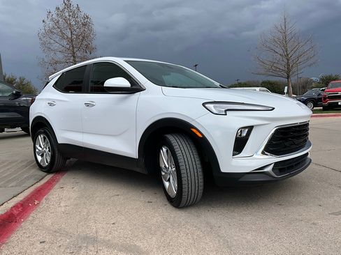 Used 2025 Buick Encore GX Preferred image 5