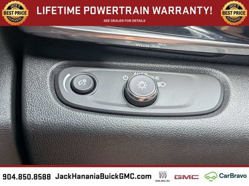 Used 2024 Buick Envista Sport Touring w/ Convenience I Package FWD image 29