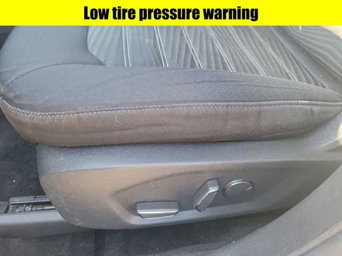 Used 2016 Ford Fusion SE image 19