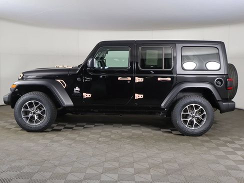 Used 2024 Jeep Wrangler Unlimited Sport AWD/4WD image 16