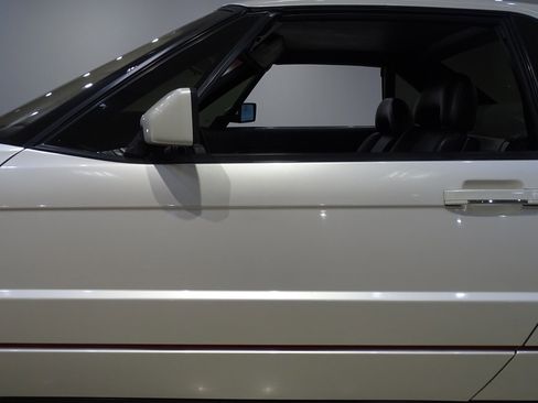 Used 1991 Cadillac Allante FWD image 30