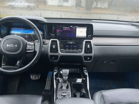 Used 2022 Kia Sorento SX Prestige image 28