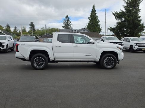 New 2026 Toyota Tacoma TRD Sport w/ TRD Sport Premium Package AWD/4WD image 7