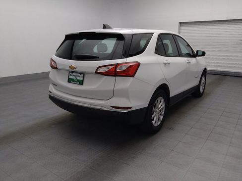 Used 2018 Chevrolet Equinox LS FWD image 9