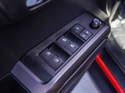 Used 2023 Toyota Tacoma TRD Off-Road w/ Advanced Technology Package image 23