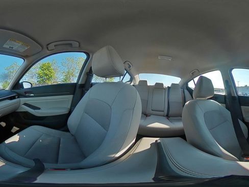 Used 2025 Nissan Altima 2.5 SV image 37