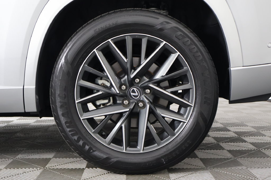 Certified 2024 Lexus TX 350 FWD w/ Captains Chair Package image 17