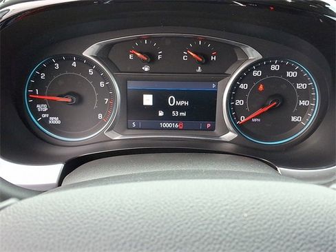 Used 2021 Chevrolet Traverse RS image 17