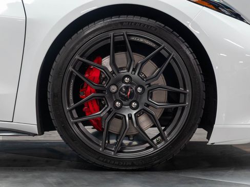 Used 2023 Chevrolet Corvette Z06 RWD image 28