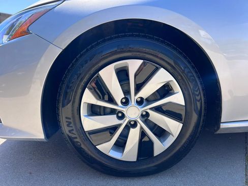 Used 2020 Nissan Altima 2.5 S FWD image 49
